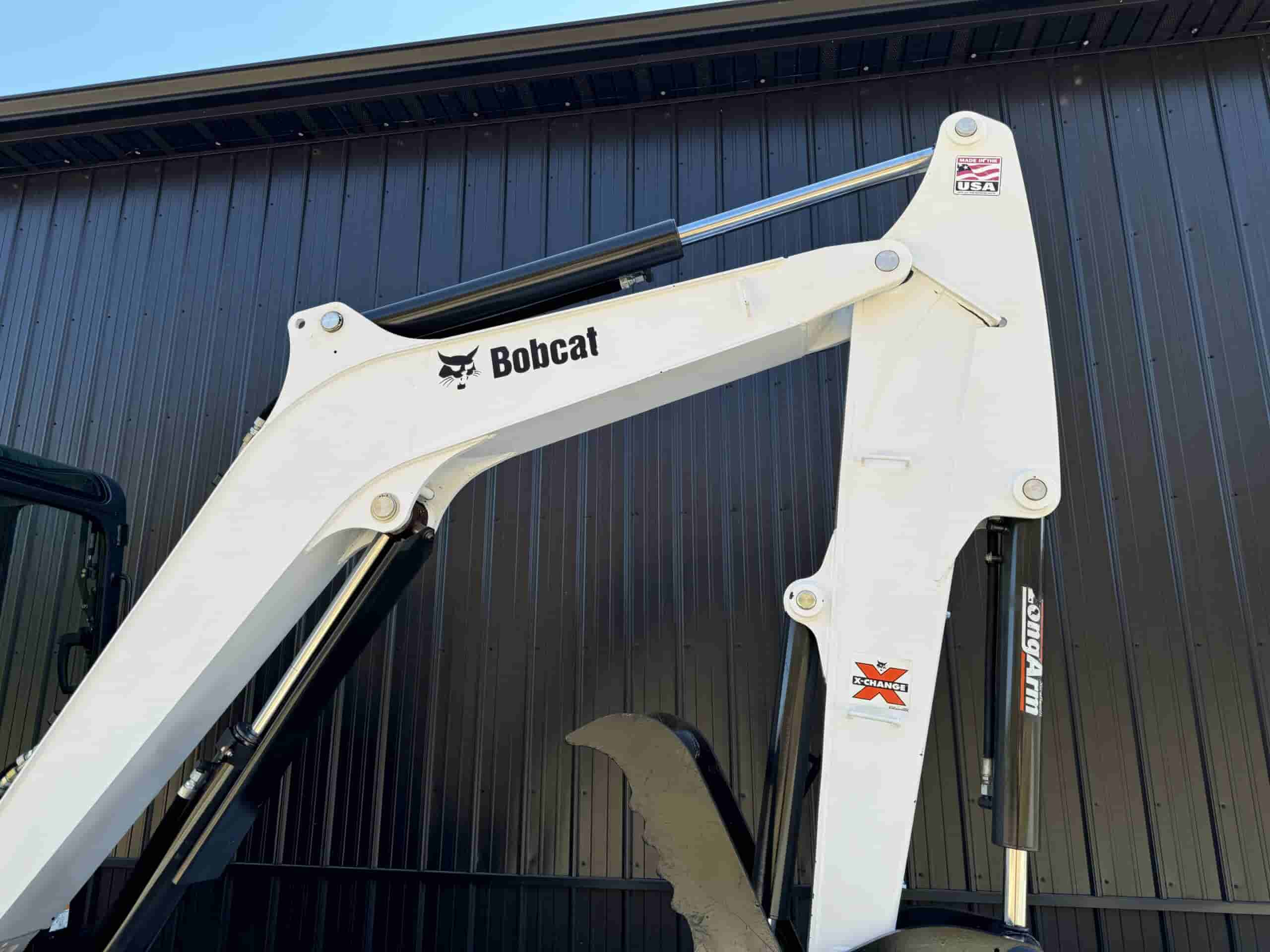 2016 BOBCAT E42 ONLY 716Hrs
